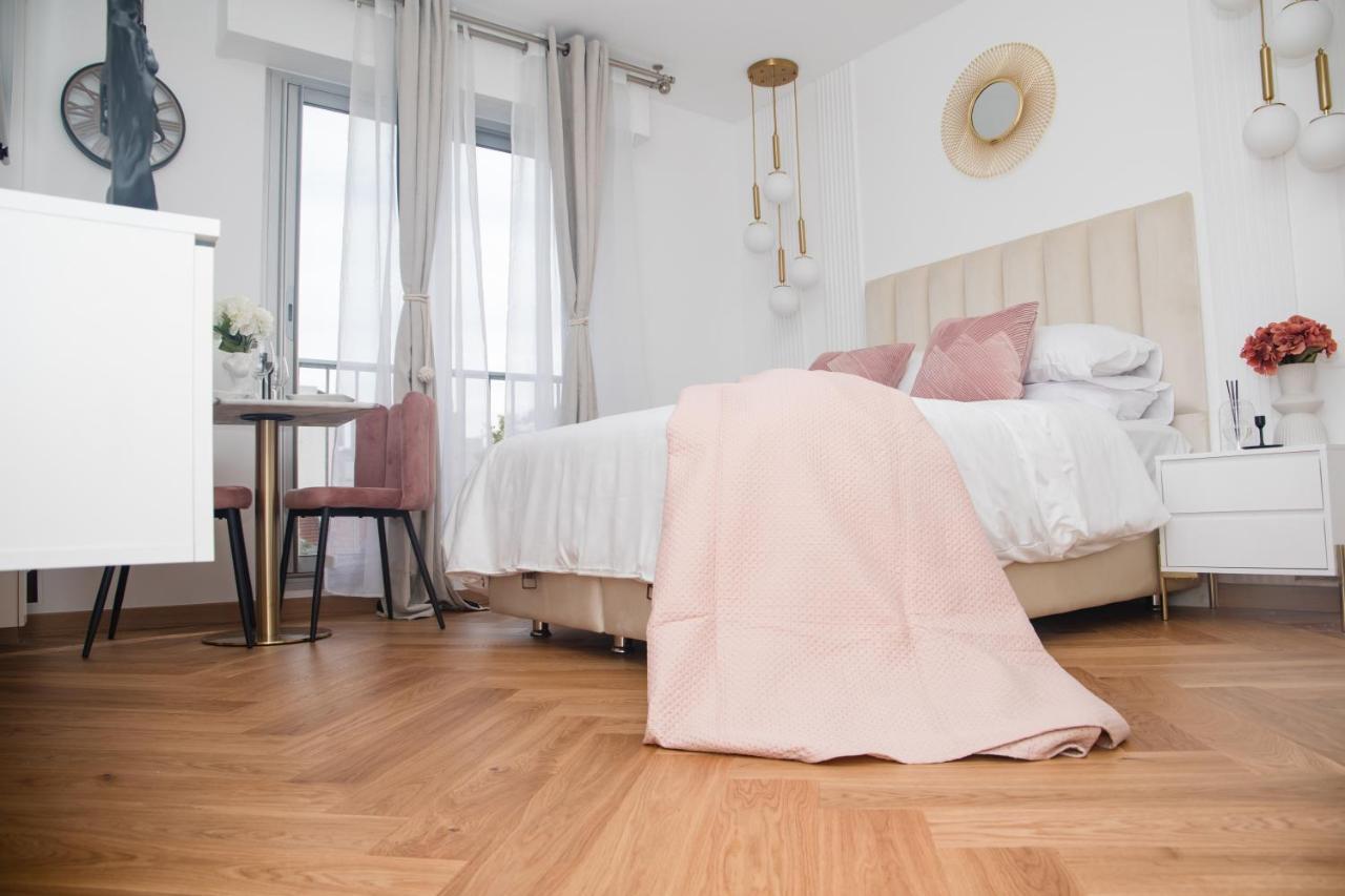 Paris' Premium Romantic Studio Экстерьер фото